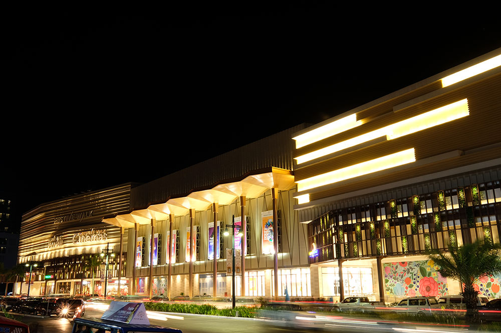 megaworld-opens-17th-mall-in-iloilo-business-park